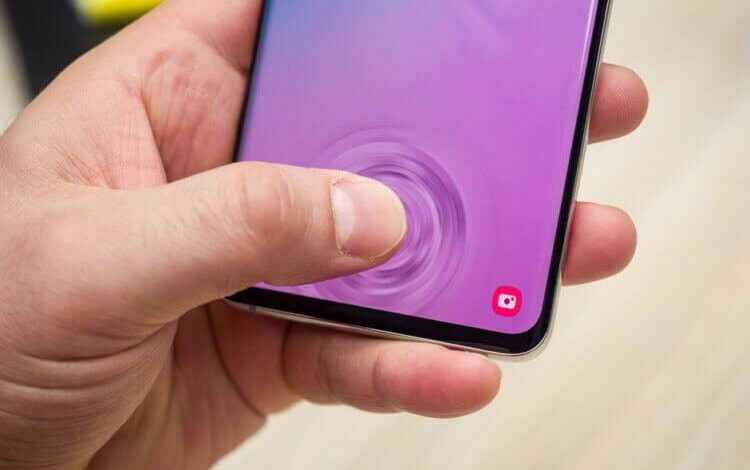 Apple разместит сканер отпечатков под экраном, но не в iPhone 12 Apple разместит сканер отпечатков под экраном, но не в iPhone 12