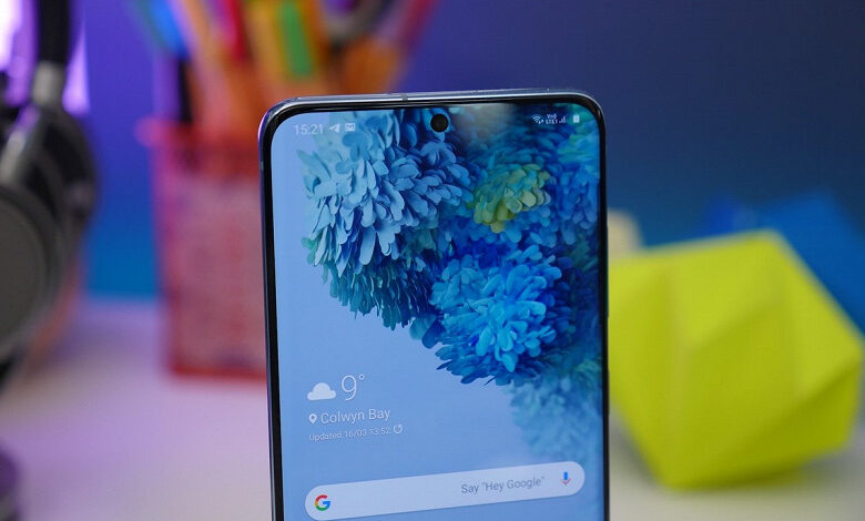 Samsung отказалась от подэкранной камеры в Galaxy S21