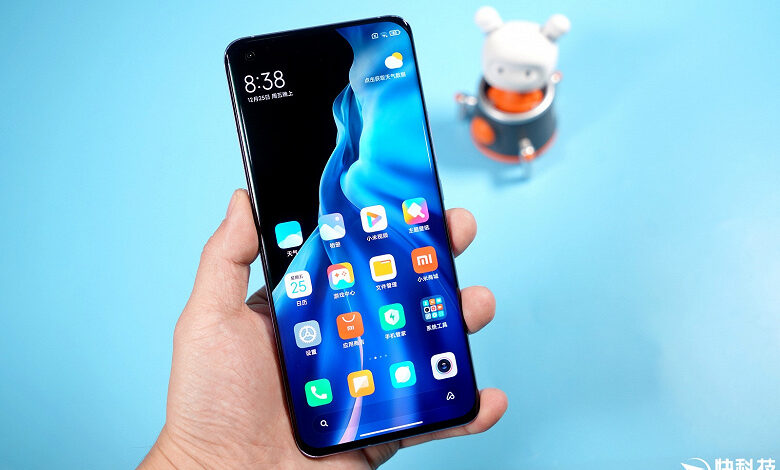 Xiaomi Mi 11 проиграл младшей версии Huawei Mate 40 в первом сравнении
