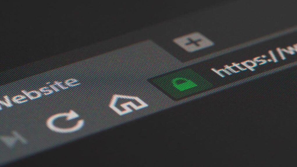 Расслабьтесь. Владельцы старых Android-смартфонов не лишатся доступа к миллионам сайтов