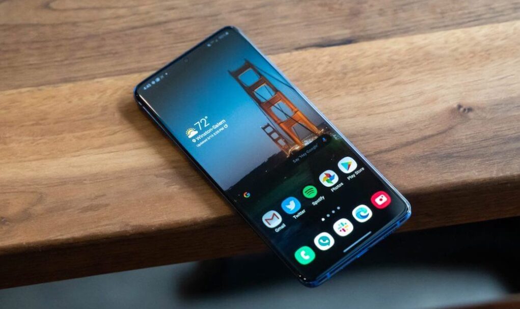 Samsung выпустила Android 11 для Galaxy A50. Вот это круто!