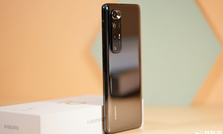 Новенький Xiaomi Mi 10S показали со всех сторон на живых фото сразу после анонса Новенький Xiaomi Mi 10S показали со всех сторон на живых фото сразу после анонса
