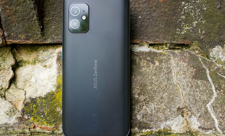 Компактный флагман 2021 года получил весьма неплохой экран. Дисплей Asus ZenFone 8 оценили немногим ниже iPhone 11 Pro Max