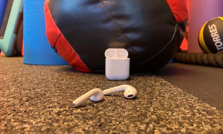 Почему Airpods — лучшие наушники для занятия спортом?