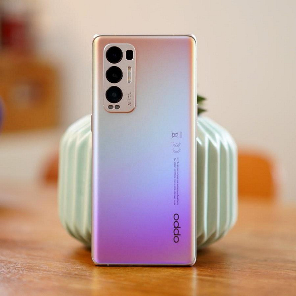 Oppo Find X3 Neo с четырьмя камерами уступил iPhone 11 с двумя. До аппарата добрались специалисты DxOMark 