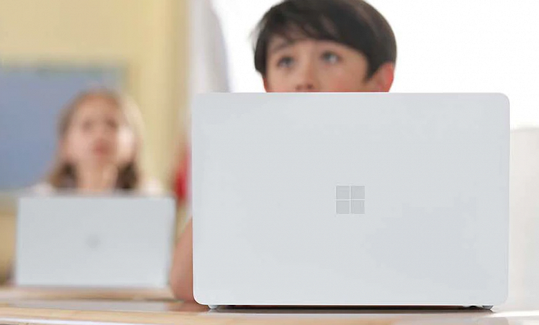 Microsoft представила ноутбук всего за 250 долларов Microsoft представила ноутбук всего за 250 долларов