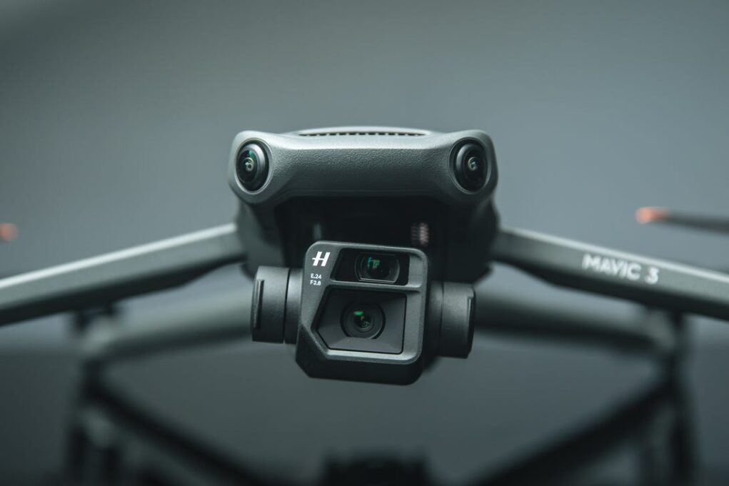 Последнее обновление прошивки DJI Mavic 3 включает режим панорамы и цифровой зум для стандартной записи видео