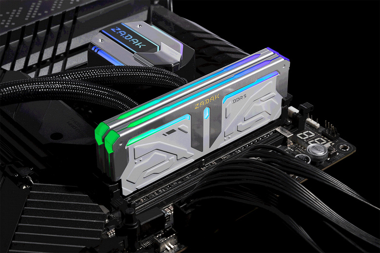 Линейку модулей памяти Zadak Spark RGB DDR5 возглавляют модули DDR5-6400
