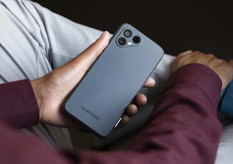 Fairphone 4 — редкий телефон. Fairphone 4. Fairphone 4 — редкий телефон. Fairphone 4. Фото.