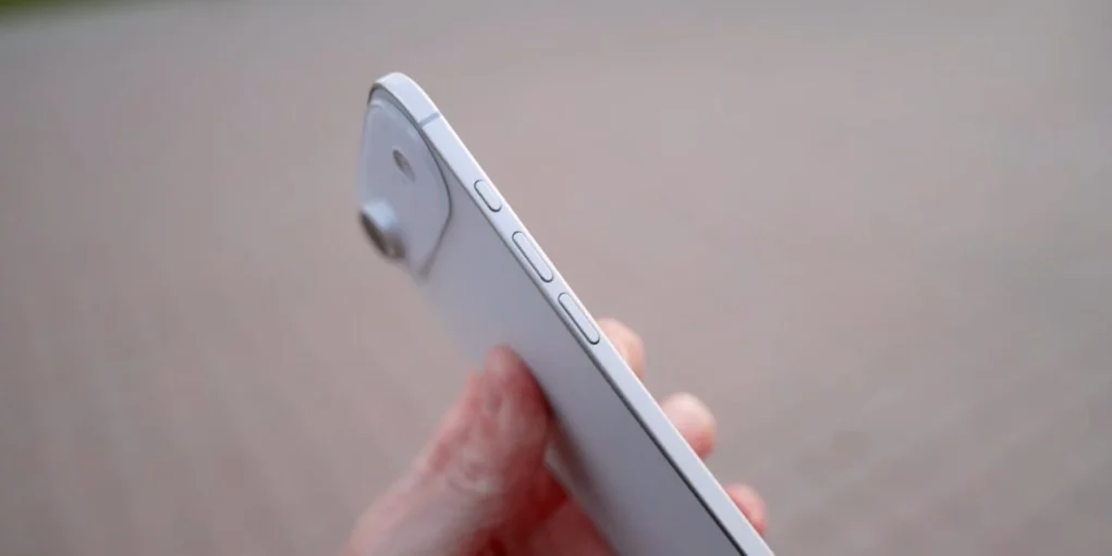 4 плюса и 4 минуса iPhone 17 Air. Стоит ли ждать тонкий iPhone или лучше купить iPhone 16 Plus