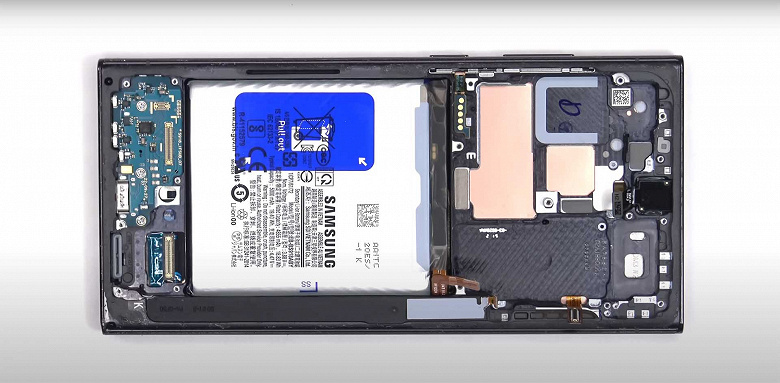 Samsung Galaxy S26 Ultra не получит ни кремний-углеродный аккумулятор, ни даже хоть сколько-то значимую прибавку к ёмкости относительно S25 Ultra Samsung Galaxy S26 Ultra не получит ни кремний-углеродный аккумулятор, ни даже хоть сколько-то значимую прибавку к ёмкости относительно S25 Ultra